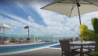 Flat Vista Maravilhosa Para o Mar - สระว่ายน้ำแบบอินฟินิตี้
