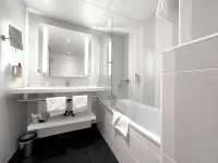 Mercure Paris Porte de Versailles Expo Hotels in Vanves
