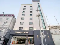 Brown Dot Hotel NamGumi Hotels near Dodeogam Hermitage