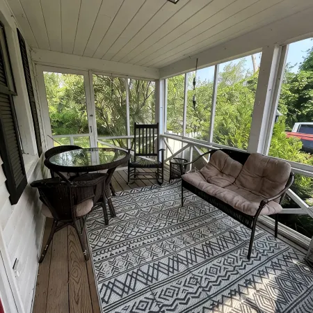 Coastal Comfort: Family-Friendly 2BR Beach House in the Heart of Wells