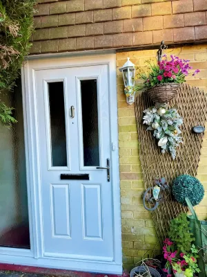 Beautiful 2 bedroom for 5, walk to town, near Legoland and Lapland! - Wifi