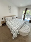 Bakersfield Luxe Stay • Stylish & Serene - 4-Star