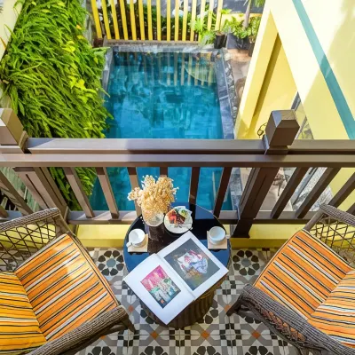 Villa Soleil Hoi An Hotels near Quan Cong Temple