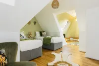 Wholesome Family 3-Bed, 2-Bath Apt; Free Gym & PKG - 레지던스