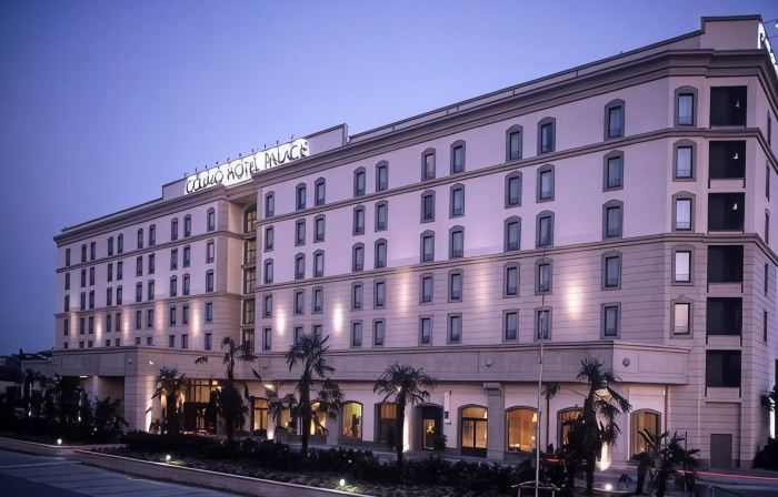 Cosmo Hotel Palace