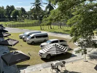 Macchiato Resort - parking