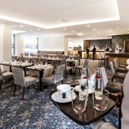 Best Western Plus Royal Suites