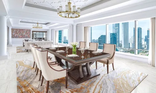 The Ritz-Carlton Jakarta, Mega Kuningan