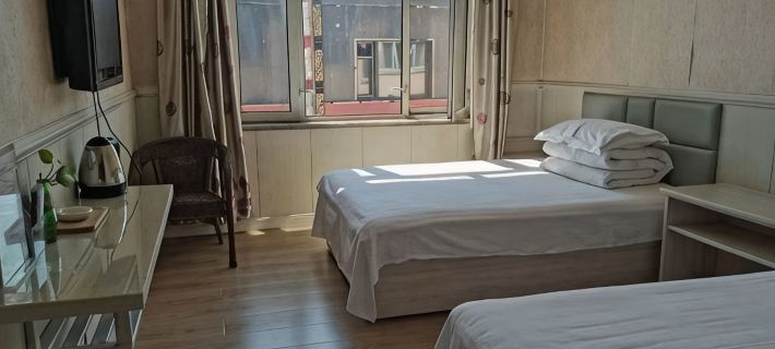 Huayi Store Hotel Các khách sạn ở Mạc Hà