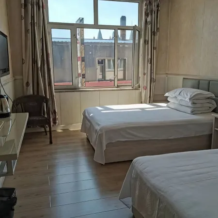 Huayi Store Hotel