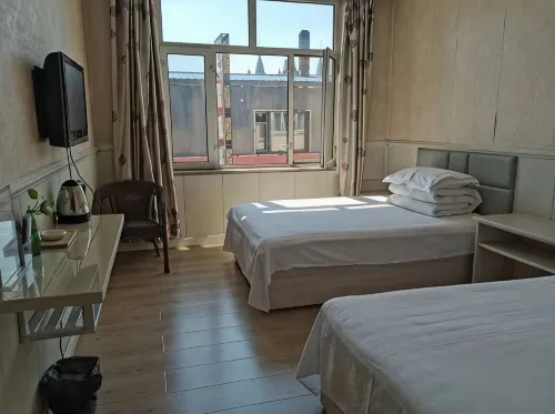 Huayi Store Hotel - 2-Star