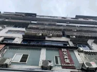 Yuechi Sunshine Hotel - صديق للحيوانات الاليفة