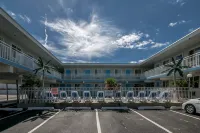 Stardust Motel - parking