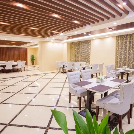 Dongguan Hotel (Tongling Wanda Plaza Railway Station)