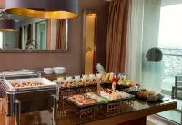 Renaissance Istanbul Polat Bosphorus Hotel - breakfast