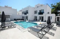 Swan Boutique Hotel - Swimmingpools