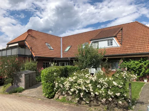 Bright, spacious vacation apartment in Schwedeneck/Surendorf, 1 km to the beach - 3-stjärniga
