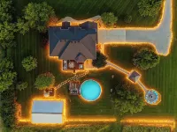 Luxury 5Br Estate: Bourbon Bar, Spa, Pool, 100" Cinema, 12 Mins to Bardstown