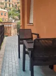 Luna apartment with free parking.