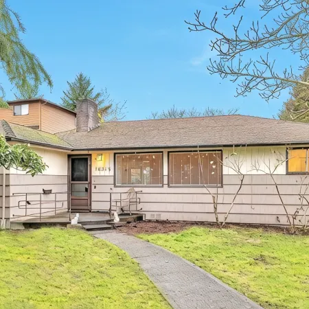 Spacious Retreat House Only 12 Miles from Seattle & Minutes 2 SeaTac Airport