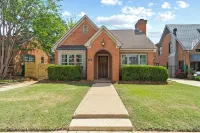 Beautiful 3 bed 2 bath gameday house walking distance from Byrant Denny Stadium - Homestays