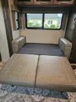 Luxurious 37' 5th Wheel. Enjoy all the fun of Glamping