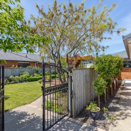Executive 3 bedroom home Отели в г. Мастертон
