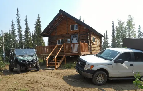 Experience True Alaska Secluded Cabin Just 15 Miles from Denali National Park. - Chalets