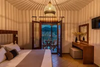Evlalia Studios & Villas - balcony