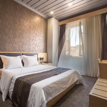 Aion Luxury Hotel