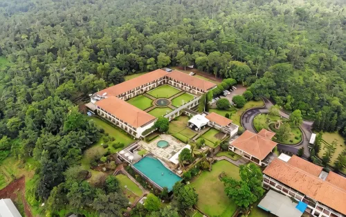 D'Emmerick Salib Putih Hotel Salatiga