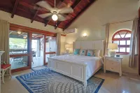 CasaPisani Tranquil 2Bed condo SimpsonBayYachtClub