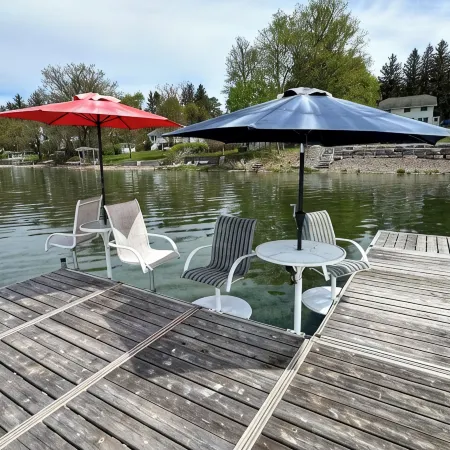 3 Bedroom Cottage on Owasco Lake. Eastside and Pet Friendly!