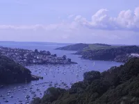 Two Bedroom Loft Apartment Overlooking St Fimbarrus Church & Its Grounds Hotels in Fowey