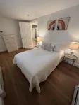 Coastal Cape Hideaway - Outdoor Shower & Fire-Pit!