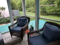 Island Time-Walk to the beach-Intercoastal home in tropical paradise! - 3 tähden