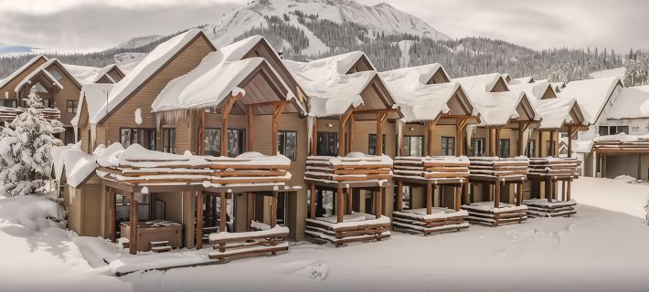 Cozy Saddle Ridge Townhome, walk/ski to Iron Horse & Pony Express Lifts! Hotele w: Big Sky