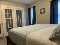 2-Bedroom Apt Sleeps 7! - 1/4 mile to Beach!