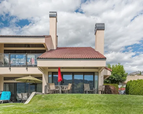 Luxury waterfront townhouse w/ sandy beach outside your patio door! WOW! Hotels in Chelan