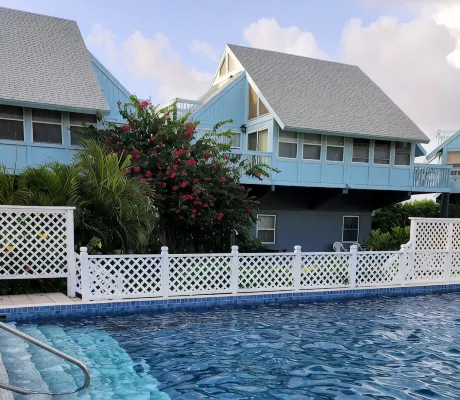 2-Bed Loft-Style Condo on the Water, WiFi, Pool, AC; Walk to Restaurants & Beach - Wifi