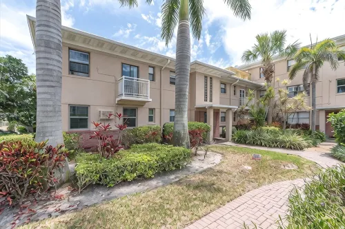 Cozy St. Pete Beach condo - Steps to the beach & sunsets + Heated pool