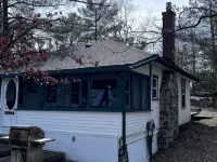 Historic but HiTech, modern Burleigh Falls cottage on Stony Lake. Amazing views - 2 étoiles