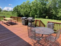 Family-Friendly Home. Sleeps 14.  Just minutes away from Mark Twain Lake. - 3-Star