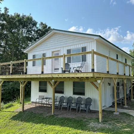 Quiet Retreat, Valley Views, Zoned Heating and Cooling Fire Pit and New Deck!