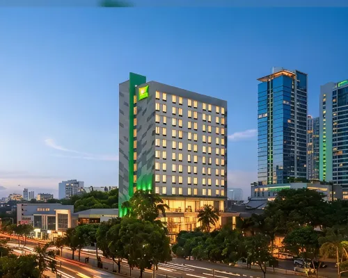 Ibis Styles Jakarta Simatupang Hotels near Shisha Cafe