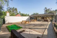 Pampas Farm,  Private Pool + Vineyard + Farm Animals, Sleeps 16, Wine Country -  Ferienhäuser