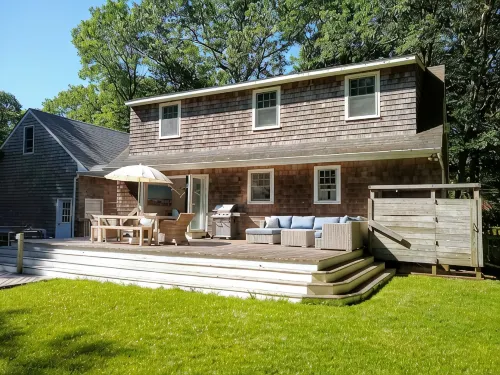 Charming 4B/3Bth East Hampton Shingled Classic With Pool: Perfect For Families