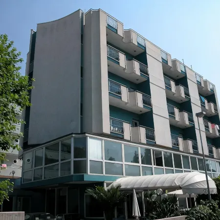Dasamo Hotel - Dada Hotels Отели рядом с достопримечательностью «Визербелла»