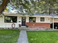 Modern Home Fully Remodeled W/Exercise Area
