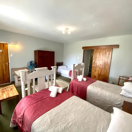 Mizpah Lodge Hotels in Motheo